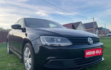 Volkswagen Jetta VI, 2012 год, 900 000 рублей, 1 фотография