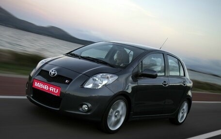Toyota Yaris III рестайлинг, 2008 год, 715 000 рублей, 1 фотография