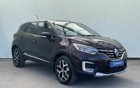 Renault Kaptur I рестайлинг, 2020 год, 1 700 000 рублей, 2 фотография
