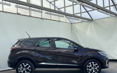 Renault Kaptur I рестайлинг, 2020 год, 1 700 000 рублей, 8 фотография