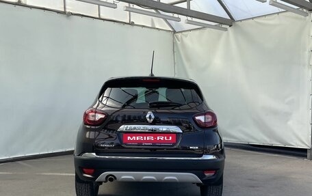 Renault Kaptur I рестайлинг, 2020 год, 1 700 000 рублей, 6 фотография