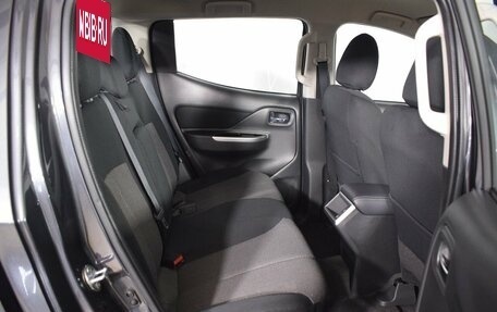 Mitsubishi L200, 2024 год, 6 290 000 рублей, 7 фотография