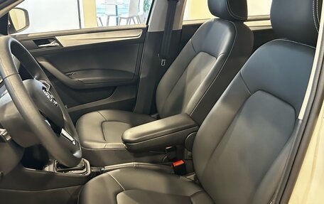 Skoda Rapid II, 2023 год, 2 225 000 рублей, 13 фотография