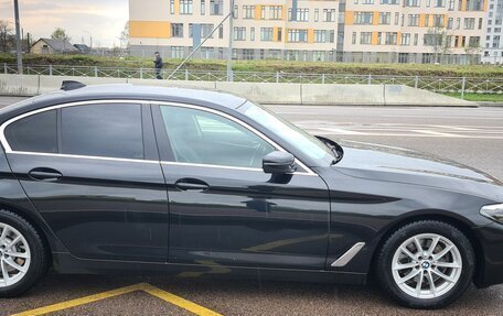 BMW 5 серия, 2020 год, 3 450 000 рублей, 2 фотография
