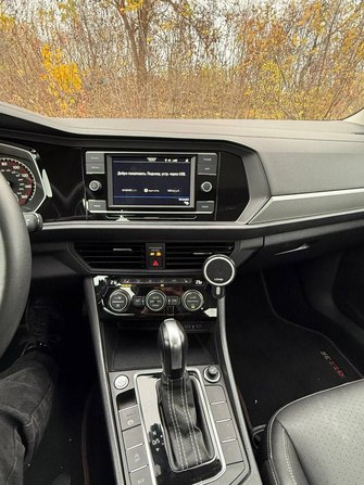 Volkswagen Jetta VII, 2021 год, 1 900 000 рублей, 1 фотография
