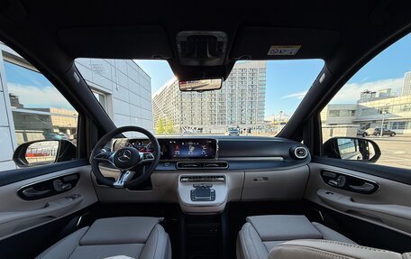 Mercedes-Benz V-Класс, 2025 год, 15 990 000 рублей, 12 фотография