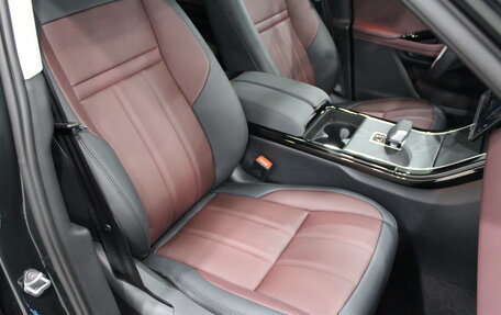 Land Rover Range Rover Evoque II, 2024 год, 6 490 000 рублей, 34 фотография