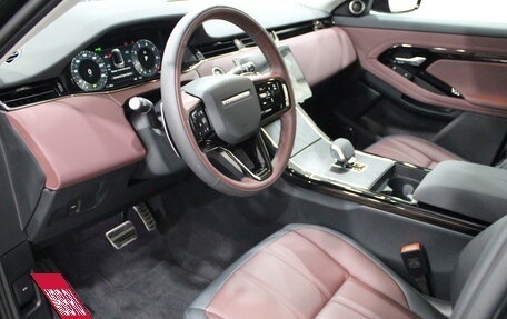 Land Rover Range Rover Evoque II, 2024 год, 6 490 000 рублей, 11 фотография