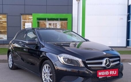Mercedes-Benz A-Класс, 2013 год, 1 350 000 рублей, 3 фотография
