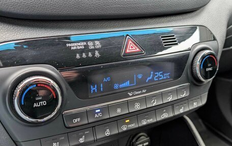 Hyundai Tucson III, 2016 год, 1 745 000 рублей, 18 фотография