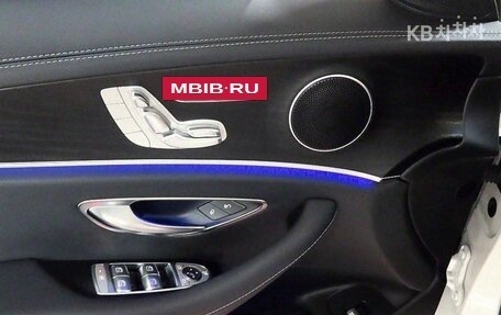 Mercedes-Benz E-Класс, 2023 год, 5 400 000 рублей, 11 фотография