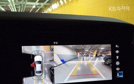 Mercedes-Benz E-Класс, 2023 год, 5 400 000 рублей, 15 фотография