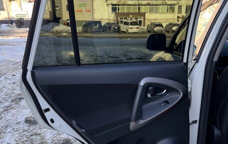 Toyota RAV4, 2007 год, 1 580 000 рублей, 12 фотография