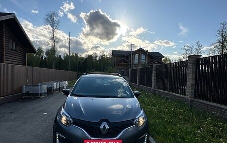 Renault Kaptur I рестайлинг, 2019 год, 1 670 000 рублей, 8 фотография