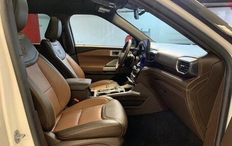 Ford Explorer VI, 2021 год, 5 999 999 рублей, 28 фотография