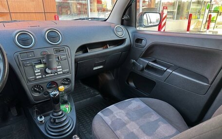 Ford Fusion I, 2006 год, 445 000 рублей, 10 фотография