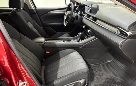 Mazda 6, 2018 год, 2 399 000 рублей, 13 фотография