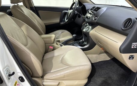 Toyota RAV4, 2012 год, 1 715 000 рублей, 13 фотография