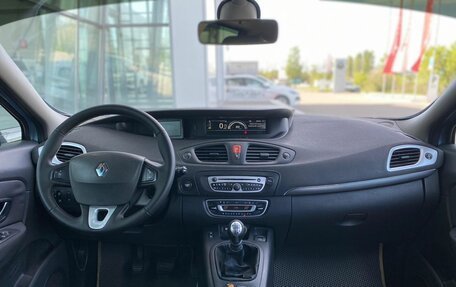 Renault Scenic III, 2010 год, 810 000 рублей, 10 фотография