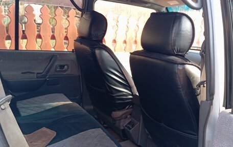 Mitsubishi Pajero III рестайлинг, 1998 год, 750 000 рублей, 2 фотография