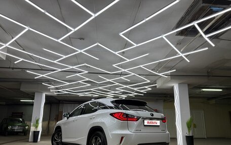 Lexus RX IV рестайлинг, 2016 год, 4 500 000 рублей, 4 фотография