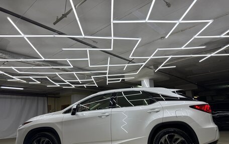 Lexus RX IV рестайлинг, 2016 год, 4 500 000 рублей, 11 фотография