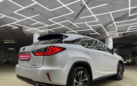 Lexus RX IV рестайлинг, 2016 год, 4 500 000 рублей, 8 фотография
