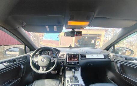 Volkswagen Touareg III, 2010 год, 1 450 000 рублей, 6 фотография