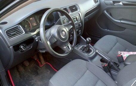 Volkswagen Jetta VI, 2013 год, 940 000 рублей, 9 фотография