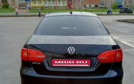 Volkswagen Jetta VI, 2013 год, 940 000 рублей, 7 фотография