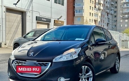 Peugeot 208 II, 2013 год, 619 000 рублей, 3 фотография