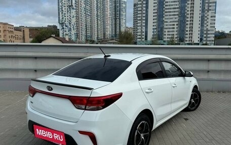 KIA Rio IV, 2018 год, 1 530 000 рублей, 2 фотография