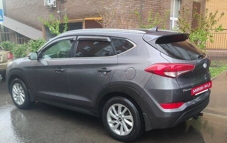Hyundai Tucson III, 2018 год, 1 750 000 рублей, 10 фотография