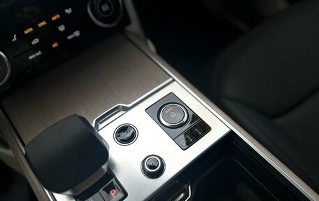 Land Rover Range Rover IV рестайлинг, 2022 год, 12 000 000 рублей, 19 фотография