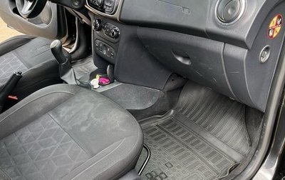 Renault Sandero II рестайлинг, 2014 год, 750 000 рублей, 1 фотография