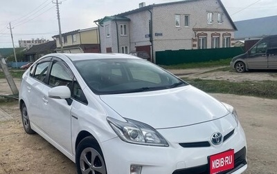 Toyota Prius, 2015 год, 1 400 000 рублей, 1 фотография