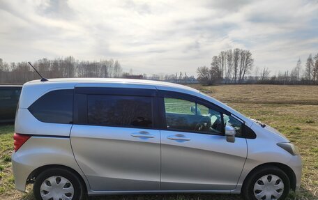 Honda Freed I, 2009 год, 1 150 000 рублей, 3 фотография