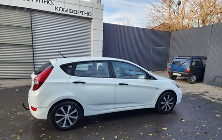 Hyundai Solaris II рестайлинг, 2012 год, 790 000 рублей, 6 фотография