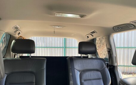 Toyota Land Cruiser 200, 2010 год, 3 450 000 рублей, 6 фотография