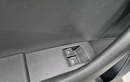 Skoda Rapid I, 2016 год, 977 000 рублей, 12 фотография