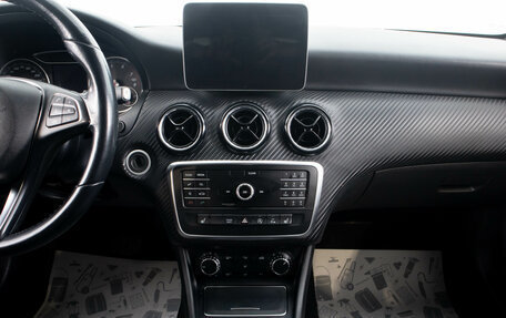 Mercedes-Benz GLA, 2018 год, 2 159 000 рублей, 20 фотография