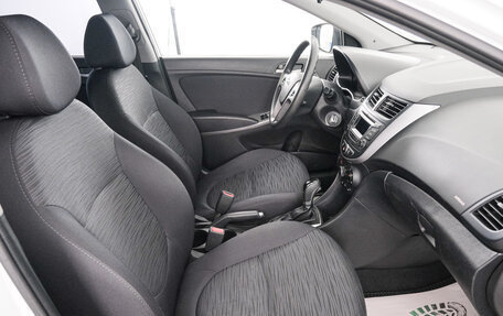 Hyundai Solaris II рестайлинг, 2015 год, 1 049 000 рублей, 13 фотография