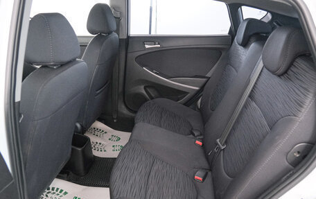Hyundai Solaris II рестайлинг, 2015 год, 1 049 000 рублей, 17 фотография