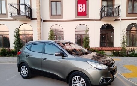 Hyundai ix35 I рестайлинг, 2010 год, 1 200 000 рублей, 2 фотография