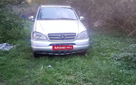 Mercedes-Benz M-Класс, 1998 год, 320 000 рублей, 2 фотография
