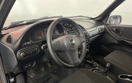 Chevrolet Niva I рестайлинг, 2011 год, 567 000 рублей, 8 фотография