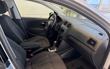 Volkswagen Polo VI (EU Market), 2015 год, 1 299 000 рублей, 9 фотография