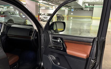Toyota Land Cruiser 200, 2016 год, 5 500 000 рублей, 3 фотография