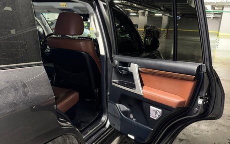 Toyota Land Cruiser 200, 2016 год, 5 500 000 рублей, 4 фотография