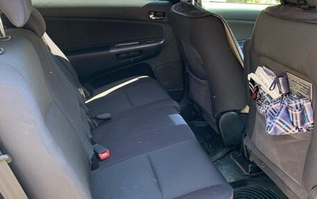 Toyota Wish II, 2003 год, 740 000 рублей, 4 фотография